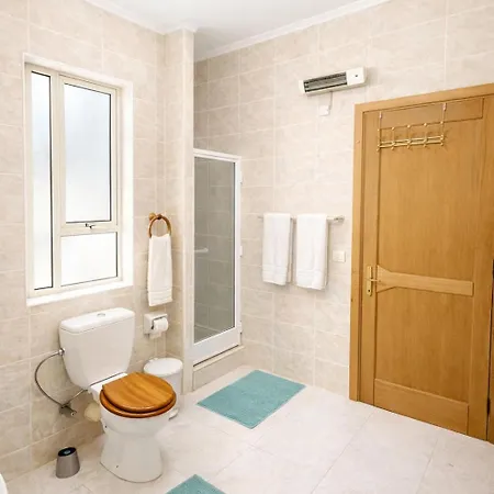 Spacious Seafront 3br In Appartement Sliema