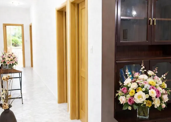 Spacious Seafront 3br In 아파트 *