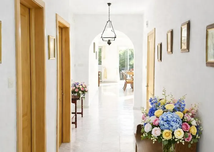 Spacious Seafront 3br In شقة *